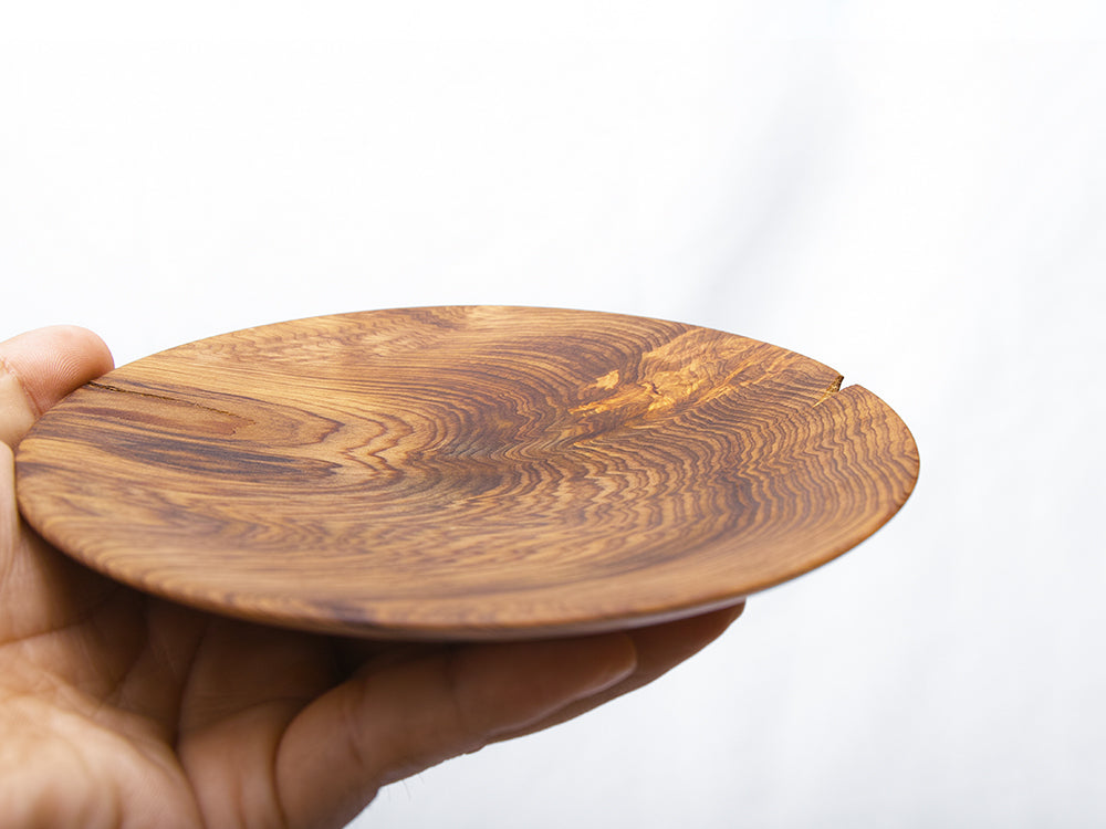【径15cm】5寸皿  樹種：屋久杉油瘤（あぶらこぶ） / 木の器 旋盤挽き 木地仕上げ