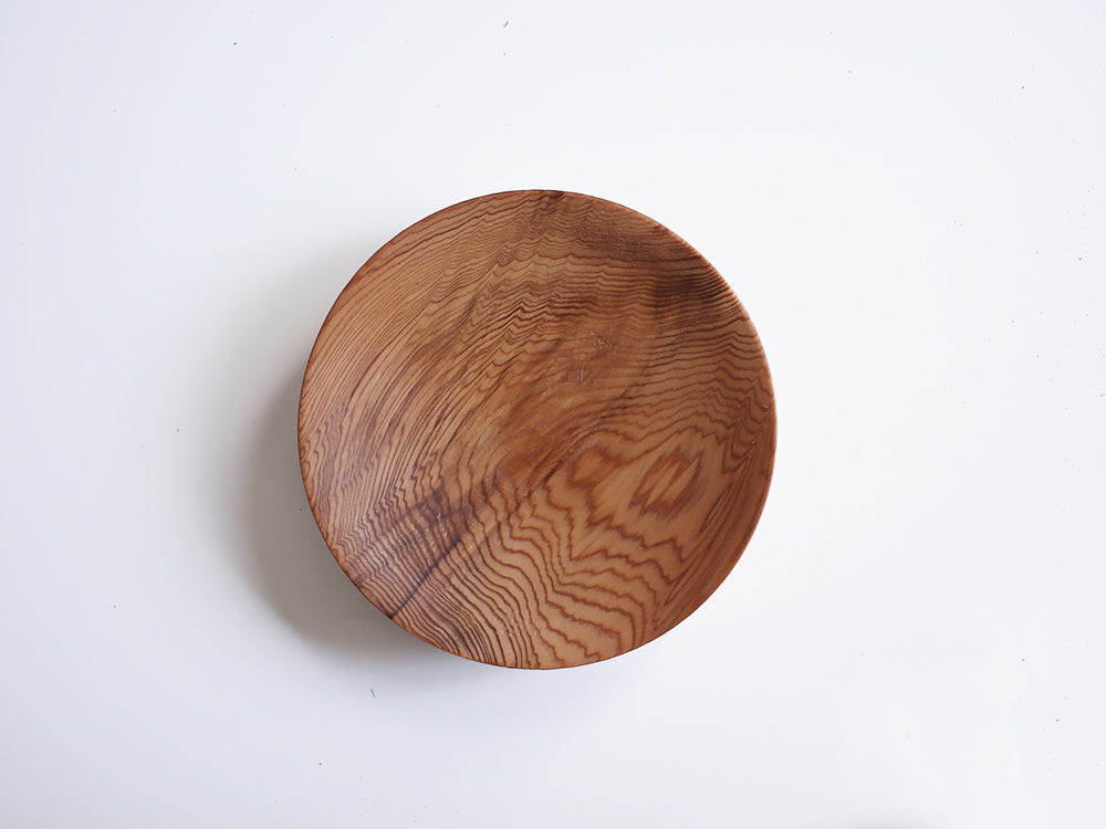 【径12cm】4寸平皿  樹種：屋久杉 / 木の器 蜜蝋クリーム仕上げ curve-135