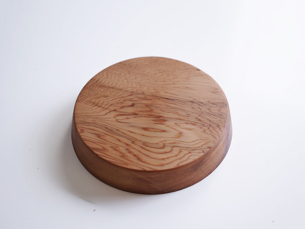 【径12cm】4寸平皿  樹種：屋久杉 / 木の器 蜜蝋クリーム仕上げ curve-135