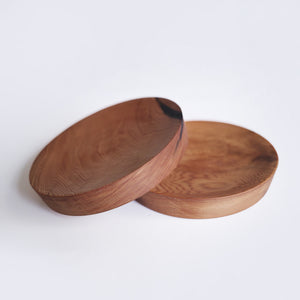 【径12cm】4寸平皿  樹種：屋久杉 / 木の器 蜜蝋クリーム仕上げ curve-135