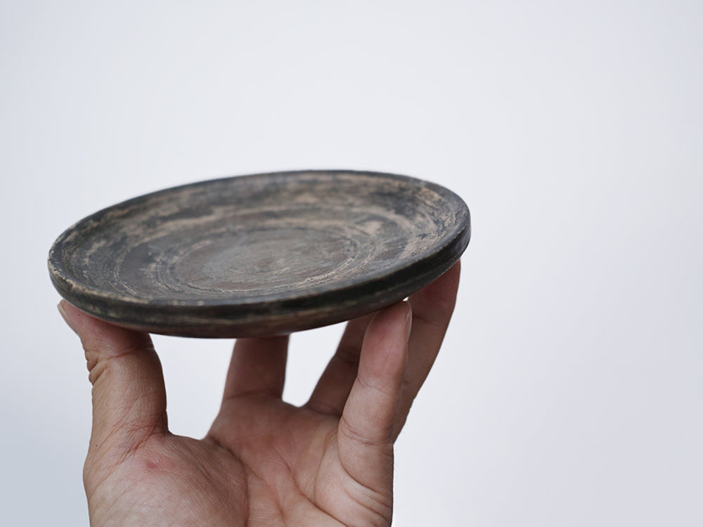 【径13cm】4寸皿  樹種：屋久杉 / 木の器 旋盤挽き 拭き漆仕上げ 菓子皿 茶托 銘々皿