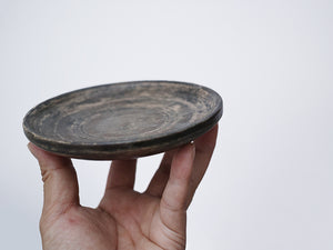 【径13cm】4寸皿  樹種：屋久杉 / 木の器 旋盤挽き 拭き漆仕上げ 菓子皿 茶托 銘々皿