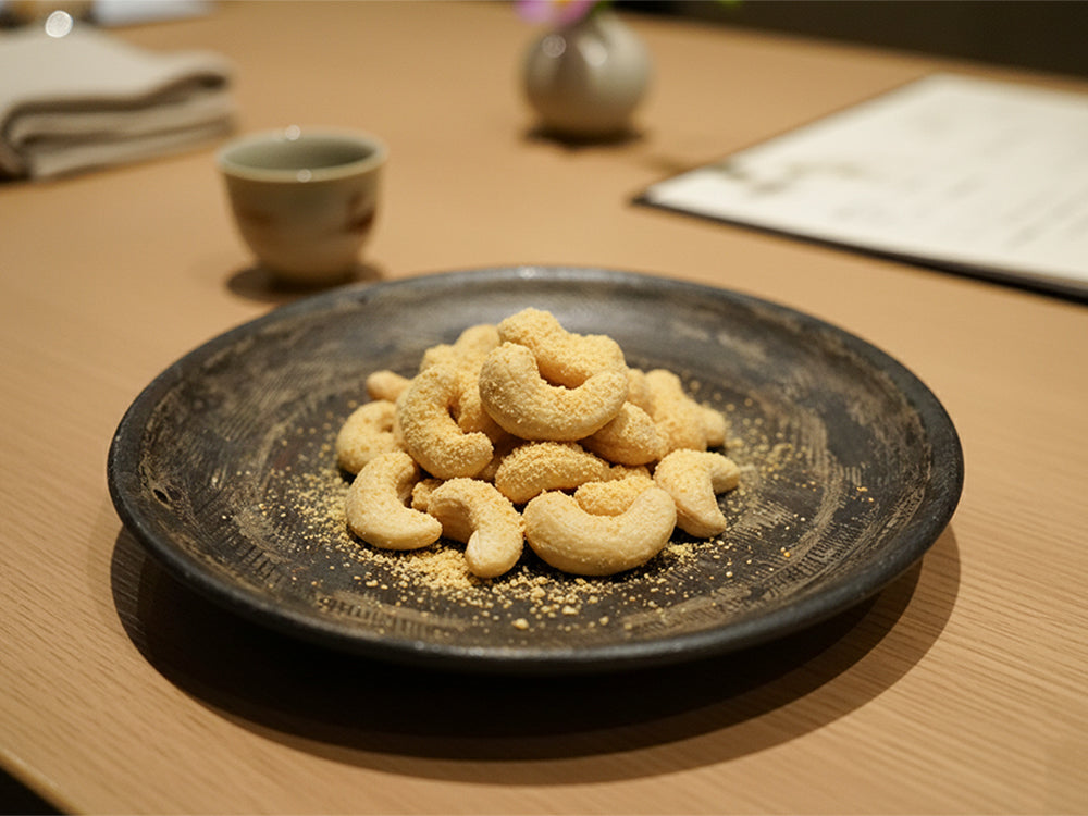 【径13cm】4寸皿  樹種：屋久杉 / 木の器 旋盤挽き 拭き漆仕上げ 菓子皿 茶托 銘々皿