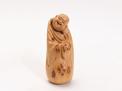 【稀少個体】【総高12cm】布袋様 崖柏木（ヤーバイボク） 木彫り 置物 握り木  ※画像現品像の発送です