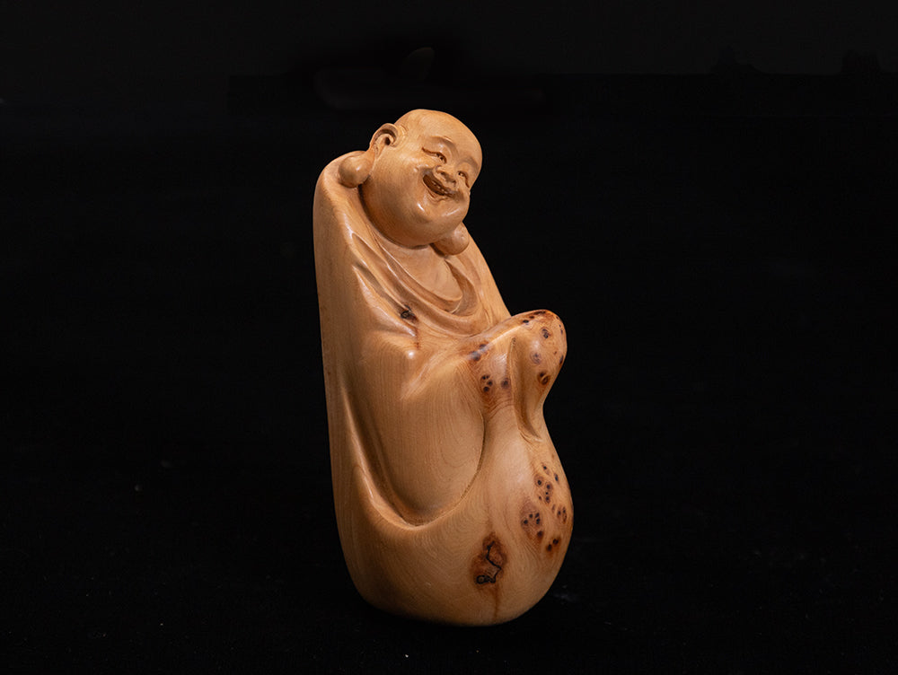 【総高12cm】布袋様 崖柏木（ヤーバイボク） 木彫り 置物 握り木