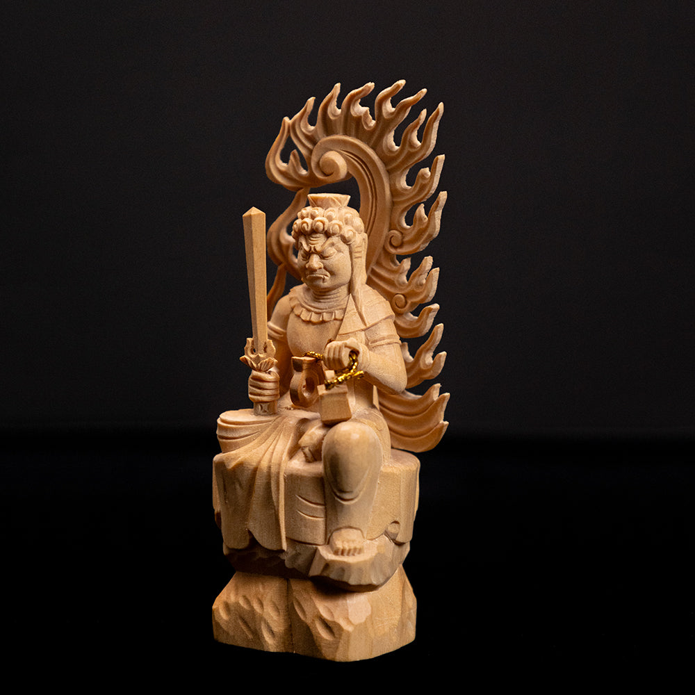 【総高11cm】不動明王 座像 木彫り 樹種：柘植 / お不動様 置物 縁起物 ※画像現品像の発送です