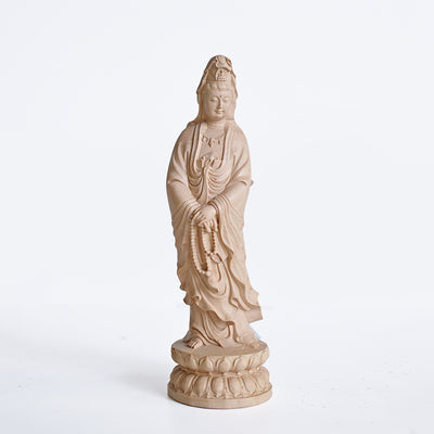 【総高16cm】高級材柘植で彫刻される木彫りの観音様  ｜端正なお顔立ちの観音像