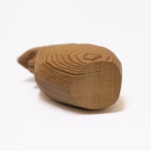 【総高8cm】木彫り にわとり  樹種：屋久杉 / 鳥 鶏  置物 縁起物 ※画像現品像の発送です