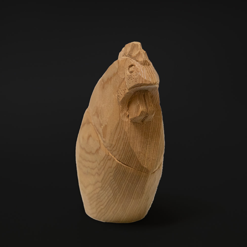 【総高8cm】木彫り にわとり  樹種：屋久杉 / 鳥 鶏  置物 縁起物 ※画像現品像の発送です