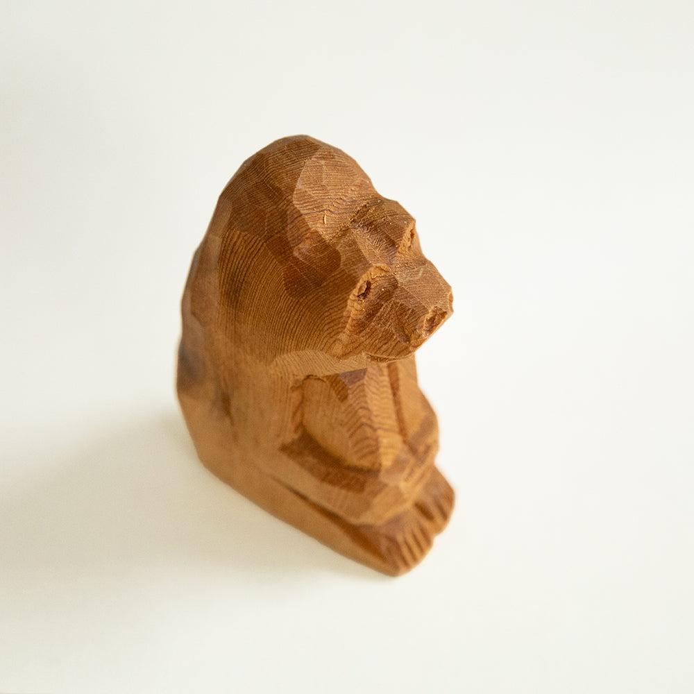 【総高7cm】木彫り 猿  樹種：屋久杉 / 干支 申  置物 縁起物 ※画像現品像の発送です