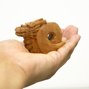 【総高5cm】木彫り 龍  樹種：屋久杉 / 干支 竜 辰 置物 縁起物 ※画像現品像の発送です